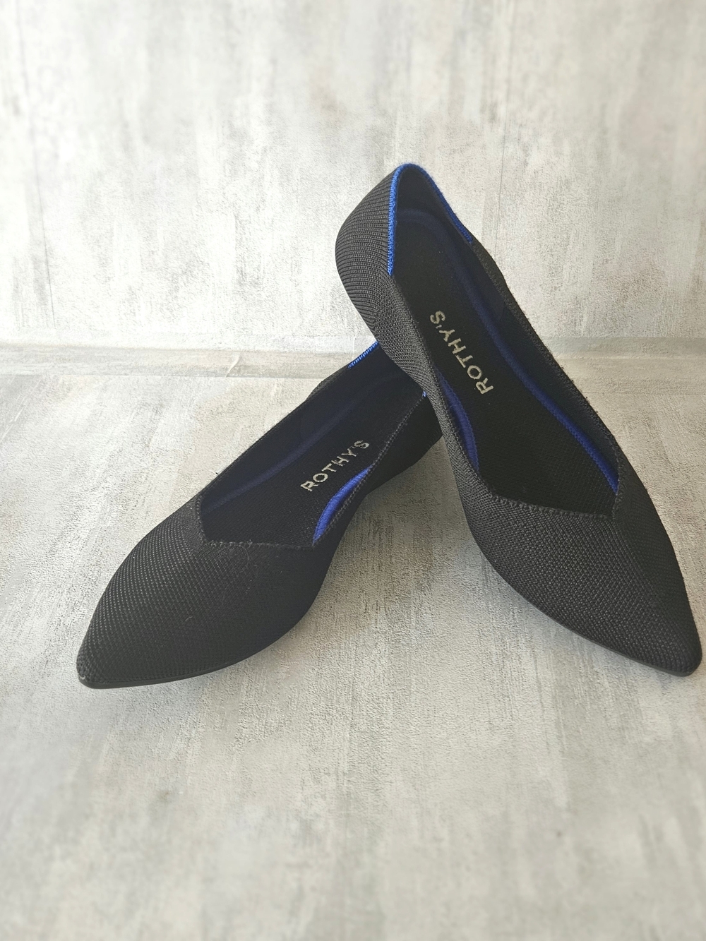 ROTHY'S The Point Black Knit Pointed Toe Flats - Women's Size 7.5